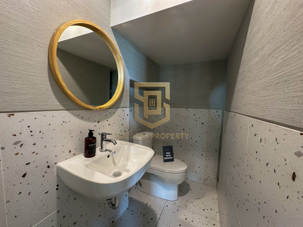 DIJUAL - Puri aria Rumah Luas Tanah 6 x 11 sqm luas bangunan 130 sqm - Jakarta Barat - DKI Jakarta
