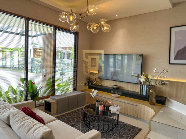 DIJUAL - Puri aria Rumah Luas Tanah 6 x 11 sqm luas bangunan 130 sqm - Jakarta Barat - DKI Jakarta