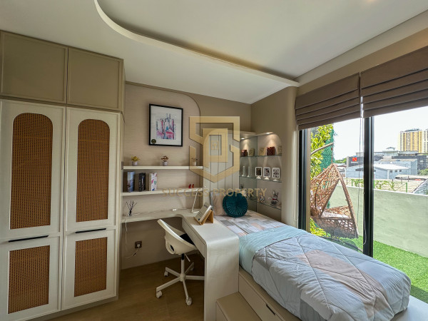 DIJUAL - Puri aria Rumah Luas Tanah 6 x 11 sqm luas bangunan 130 sqm - Jakarta Barat - DKI Jakarta