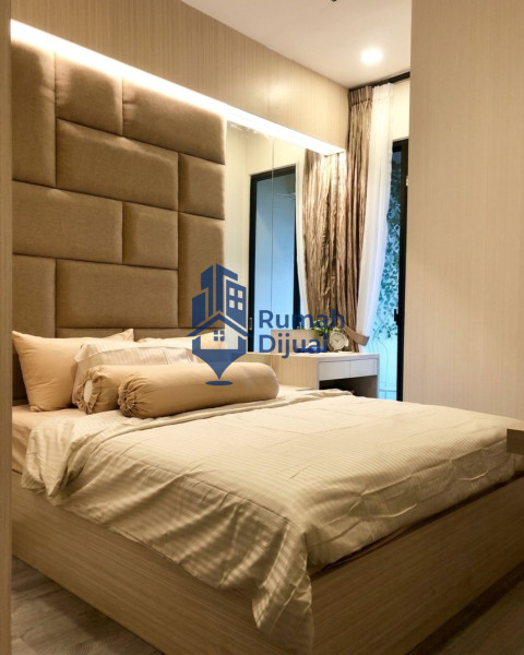 Sudirman Suite - Middle Floor