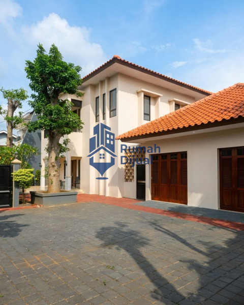 DIJUAL - Premium Strategic Residence in Gandaria Kebayoran Baru – South Jakarta - Jakarta Selatan - DKI Jakarta